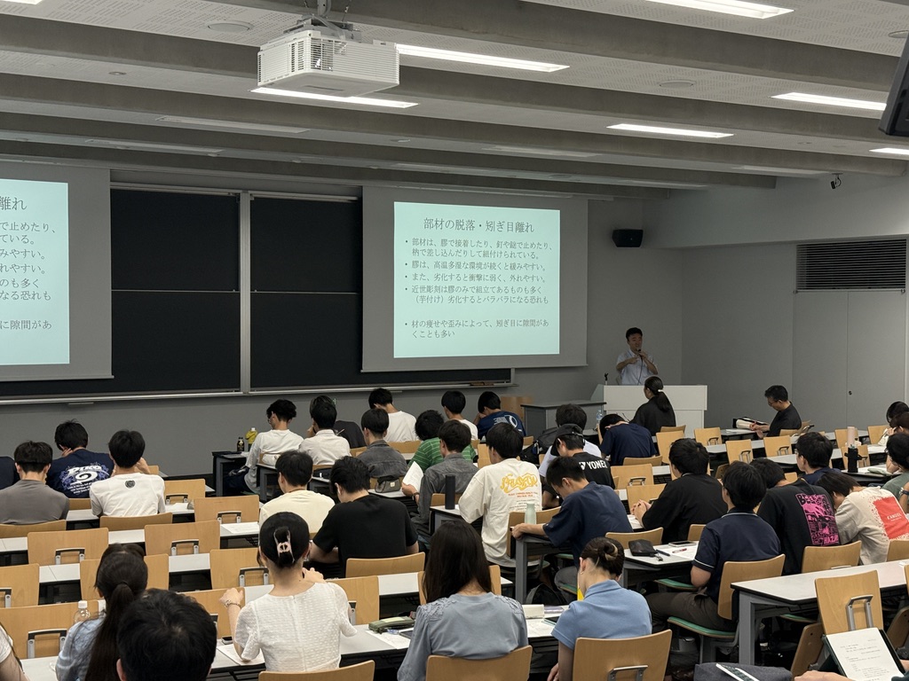 文化庁・京都府・府大連携特別授業「文化財保護の最前線」の様子
